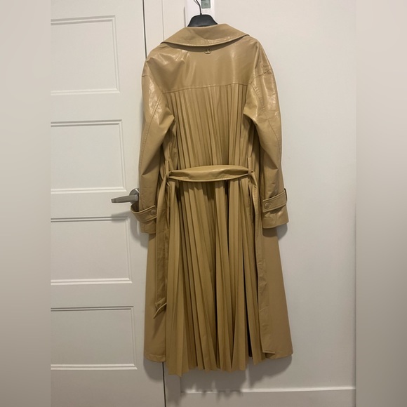 Brand new Twinset Trench coat - Picture 3 of 5